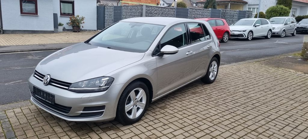 VW Golf 139.700 km 9.990 € Stammheim 97509
