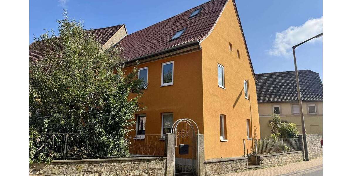 Einfamilienhaus Giebelstadt - 7 Zimmer, 170 m&sup2;, 495.000&euro; | Angebot:26022313