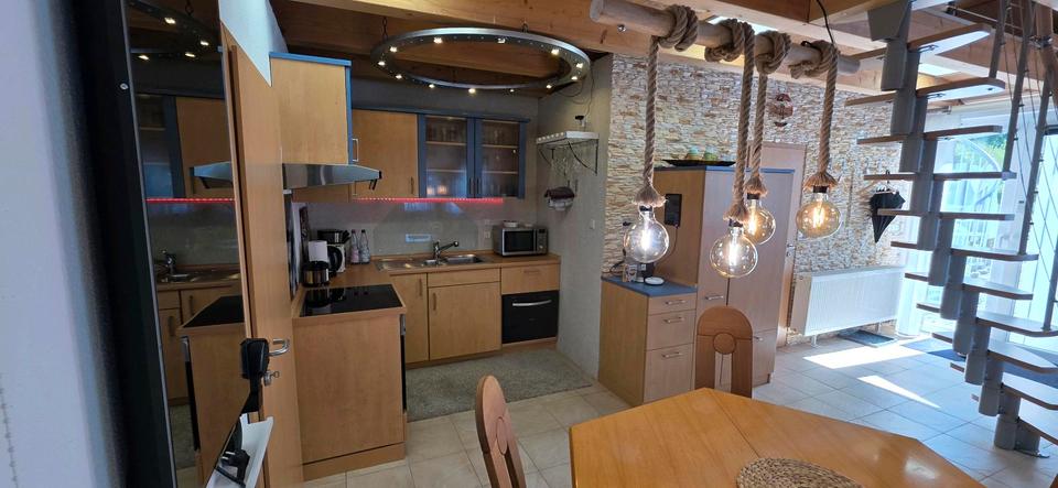 Einfamilienhaus Würzburg Dürrbachau - 7 Zimmer, 200 m&sup2;, 980.000&euro; | Angebot:26718064