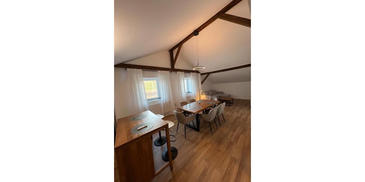 Dachgeschoßwohnung Würzburg Lengfeld - 2.5 Zimmer, 78 m&sup2;, 1.000&euro; | Angebot:25303505