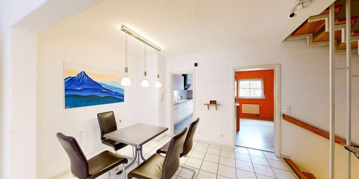 Reihenmittelhaus Winterhausen - 5 Zimmer, 114 m&sup2;, 375.000&euro; | Angebot:25176505