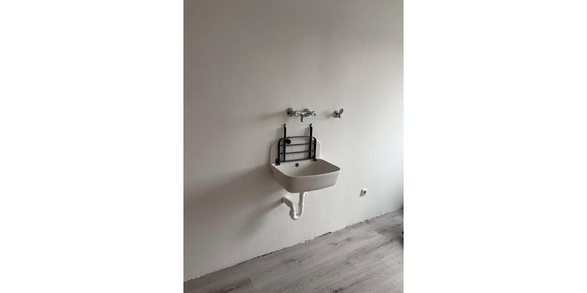 Etagenwohnung Sommerach - 4 Zimmer, 100 m&sup2;, 1.200&euro; | Angebot:26121868