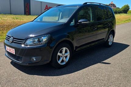 VW Touran 177.000 km 6.990 &euro; Schweinfurt 97424