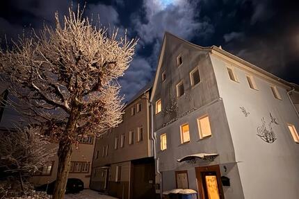 Haus Tauberbischofsheim - 4 Zimmer, 100 m&sup2;, 1.200&euro; | Angebot:24528025