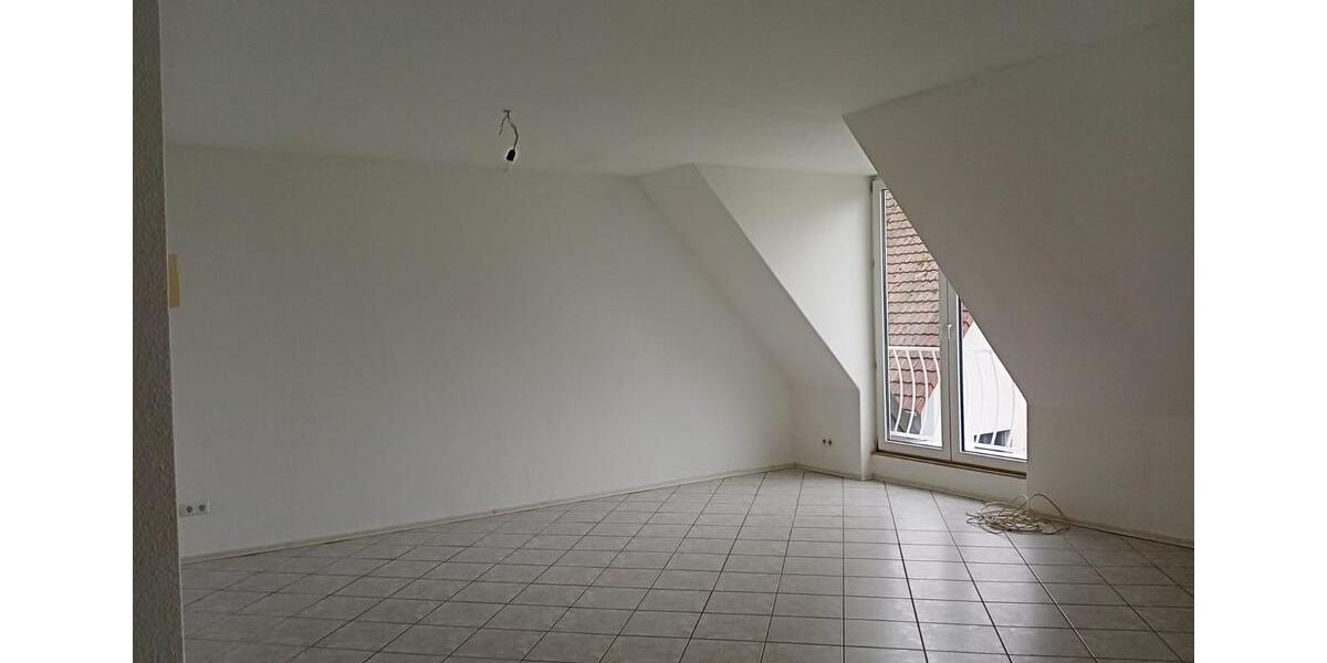 Etagenwohnung Urspringen - 4.5 Zimmer, 128 m&sup2;, 880&euro; | Angebot:26228432