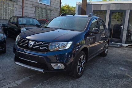 Dacia Sandero 67.000 km 8.690 &euro; Würzburg 97076