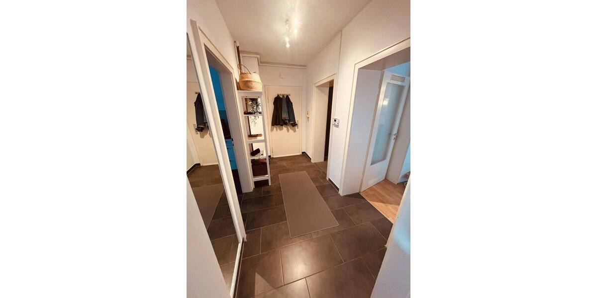 Etagenwohnung Würzburg Zellerau - 3 Zimmer, 78 m&sup2;, 1.020&euro; | Angebot:26881953