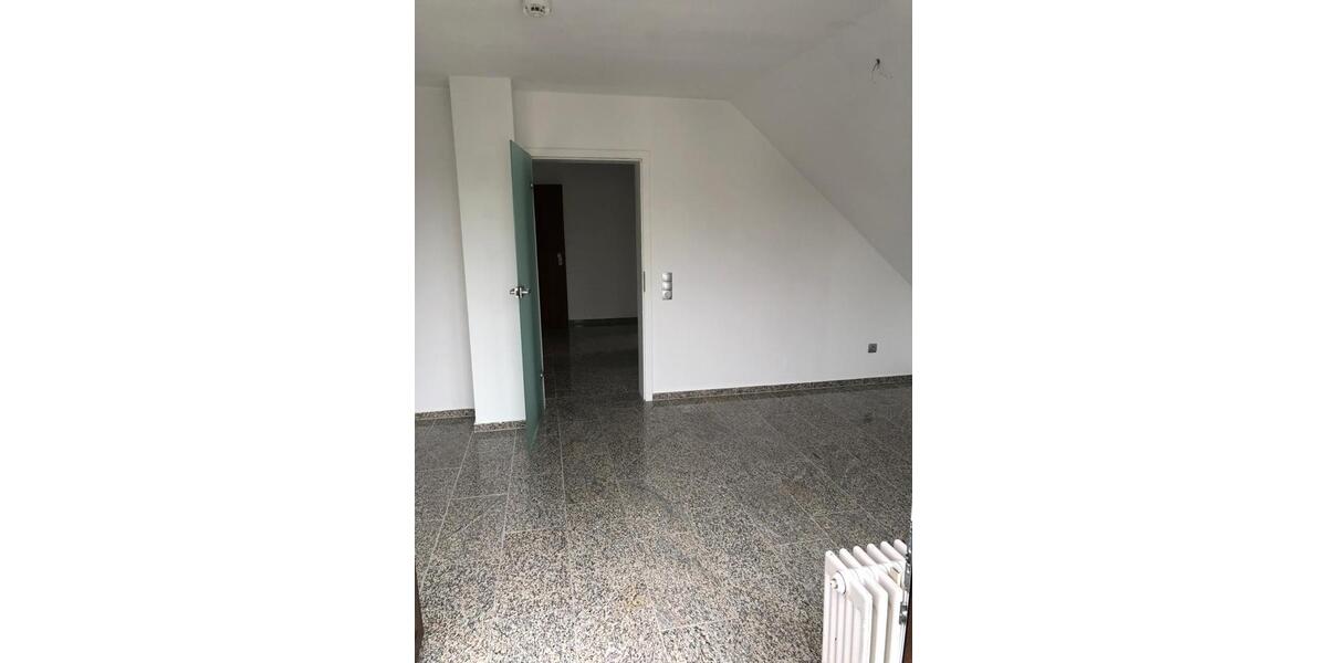 Dachgeschoßwohnung Würzburg Lindleinsmühle - 1.5 Zimmer, 42 m&sup2;, 530&euro; | Angebot:26676109