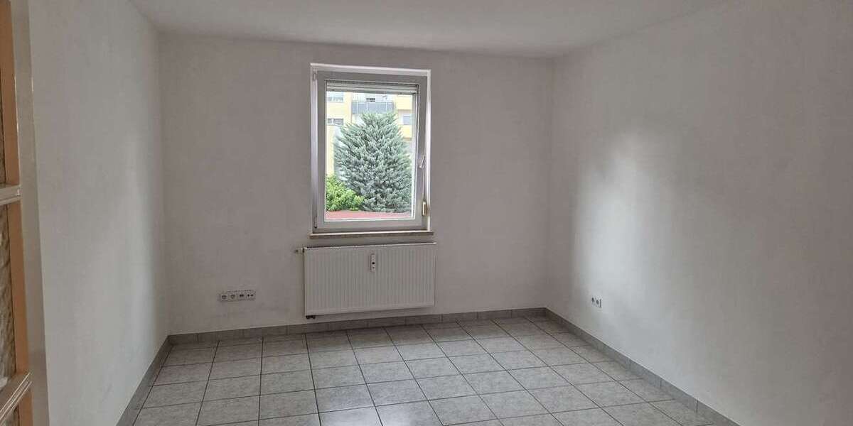Etagenwohnung Würzburg Zellerau - 2 Zimmer, 56 m&sup2;, 660&euro; | Angebot:27330821