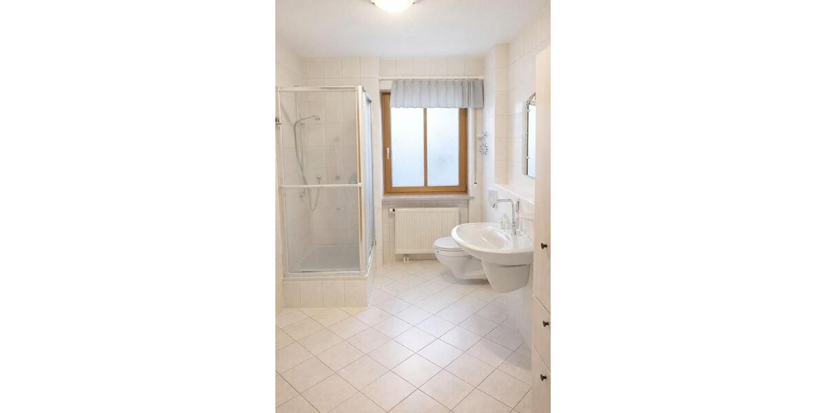 Erdgeschoßwohnung Albertshofen - 3 Zimmer, 76 m&sup2;, 234.000&euro; | Angebot:27082885