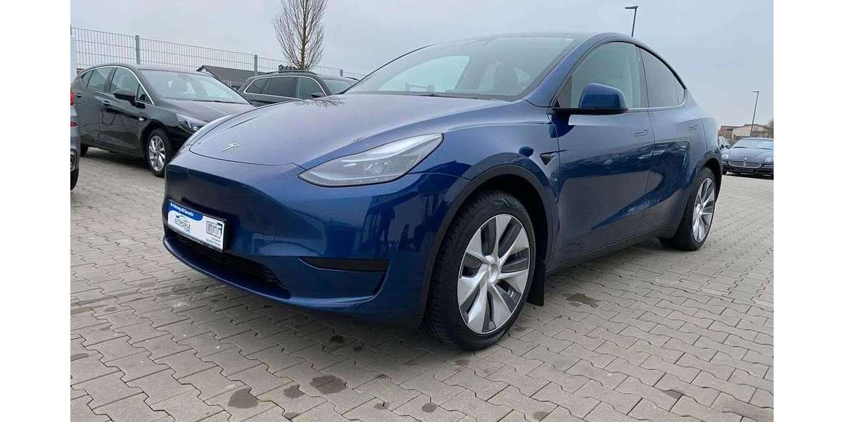 Tesla Model Y 56.445 km 28.999 &euro; Bergtheim 97241