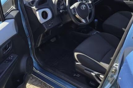 Toyota Yaris 130.000 km 3.500 &euro; Rimpar 97222