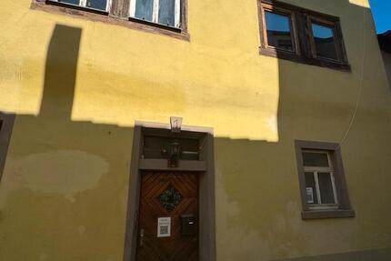 Haus Volkach - 18 Zimmer, 460 m&sup2;, 475.000&euro; | Angebot:26814297