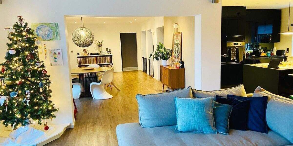 Mehrfamilienhaus, Wohnhaus Kitzingen - 5 Zimmer, 263 m&sup2;, 730.000&euro; | Angebot:26545318