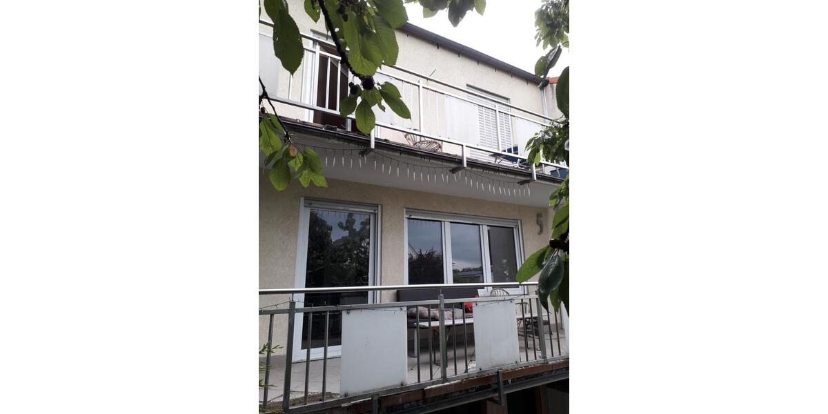 Reihenhaus Würzburg Lengfeld - 7 Zimmer, 146 m&sup2;, 1.750&euro; | Angebot:26368919
