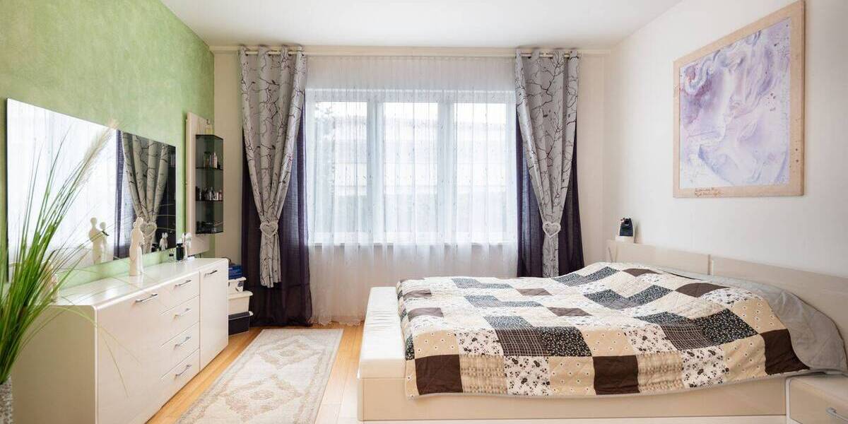 Mehrfamilienhaus, Wohnhaus Zell am Main - 2 Zimmer, 1 m&sup2;, 2.700.000&euro; | Angebot:23201625