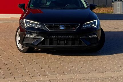 Seat Leon 146.000 km 12.499 &euro; Kitzingen 97318