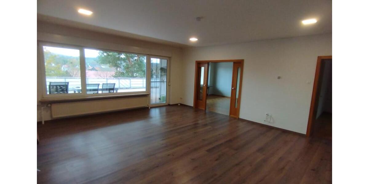 Erdgeschoßwohnung Birkenfeld - 5 Zimmer, 121 m&sup2;, 990&euro; | Angebot:26497356