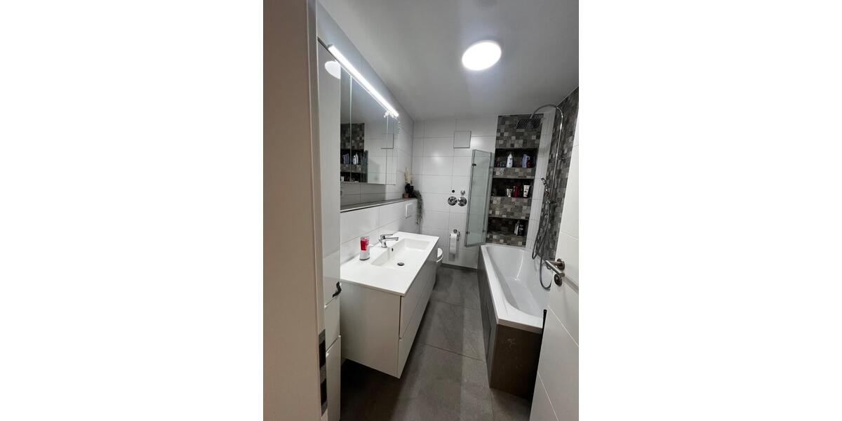Dachgeschoßwohnung Würzburg Heuchelhof - 3 Zimmer, 89 m&sup2;, 339.000&euro; | Angebot:26623111