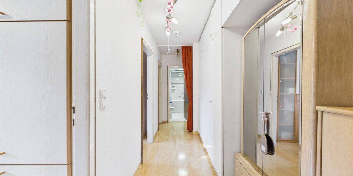 Etagenwohnung Würzburg Lindleinsmühle - 3 Zimmer, 77 m&sup2;, 167.000&euro; | Angebot:26891626