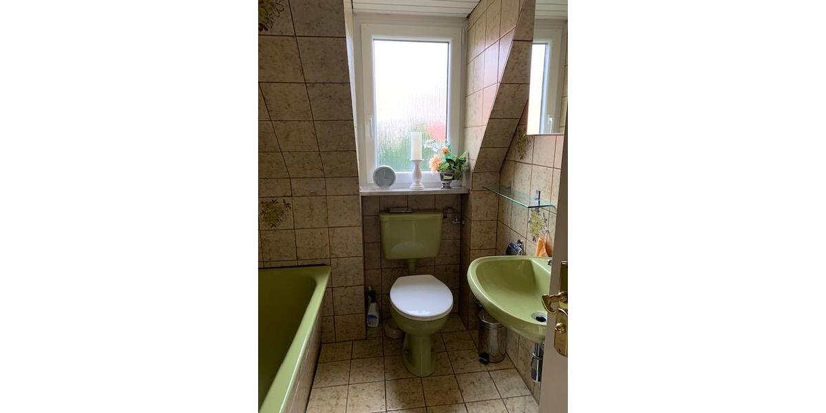 Einfamilienhaus Veitshöchheim - 6 Zimmer, 140 m&sup2;, 330.000&euro; | Angebot:26041054