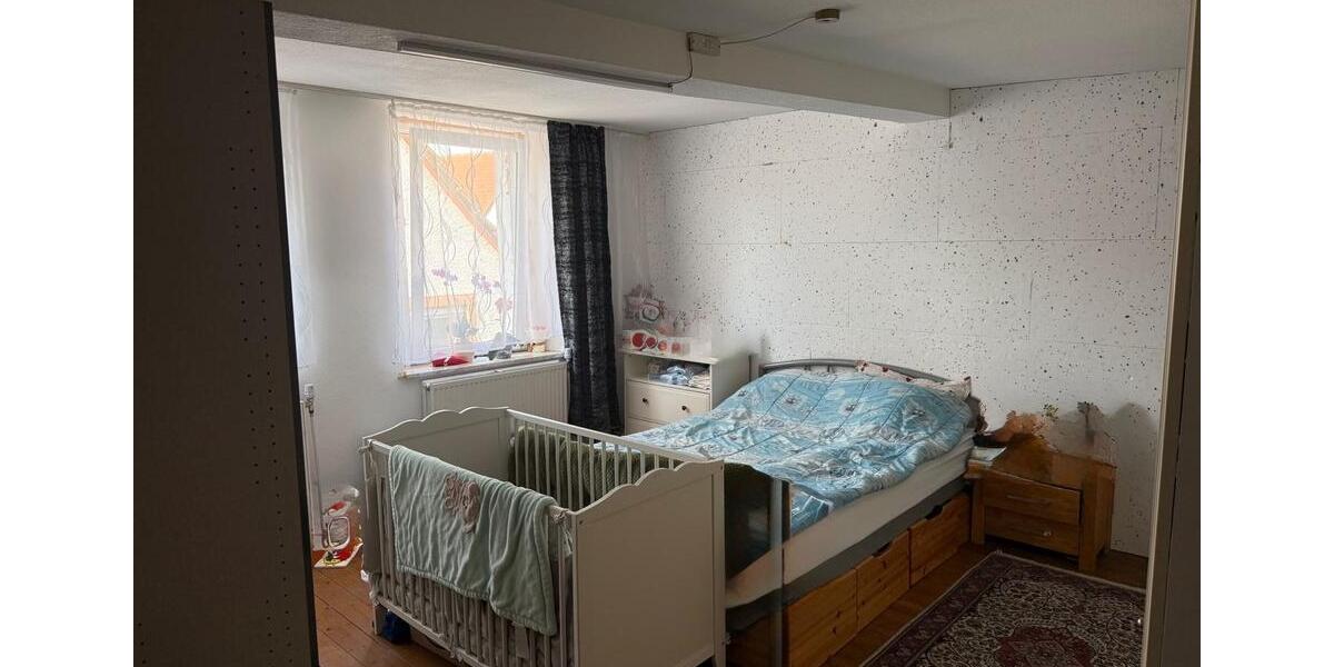 Einfamilienhaus Neubrunn - 6 Zimmer, 120 m&sup2;, 195.000&euro; | Angebot:26614656