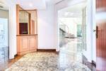 Etagenwohnung Höchberg - 5 Zimmer, 219 m&sup2;, 2.120&euro; | Angebot:26799113