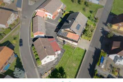 Haus zum Kaufen in Karbach 649.000 € 300 m² 13 zimmer