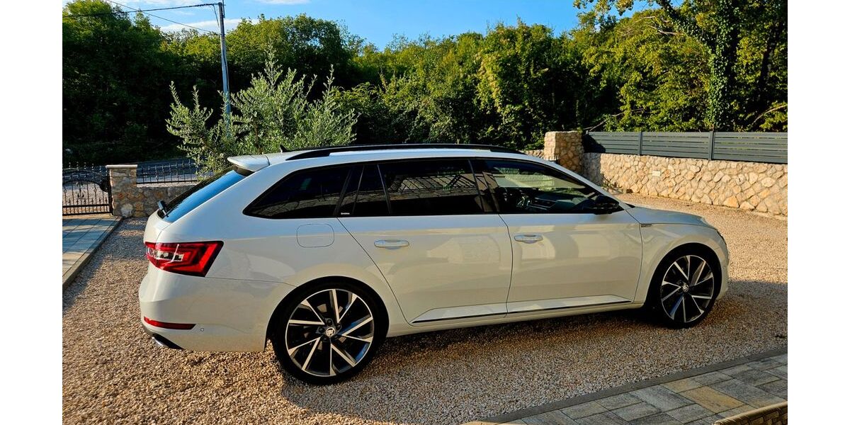 Skoda Superb 150.000 km 22.900 € Hettstadt 97265