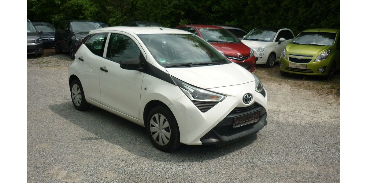 Toyota Aygo (X) 77.700 km 8.900 € Estenfeld bei Würzburg 97230