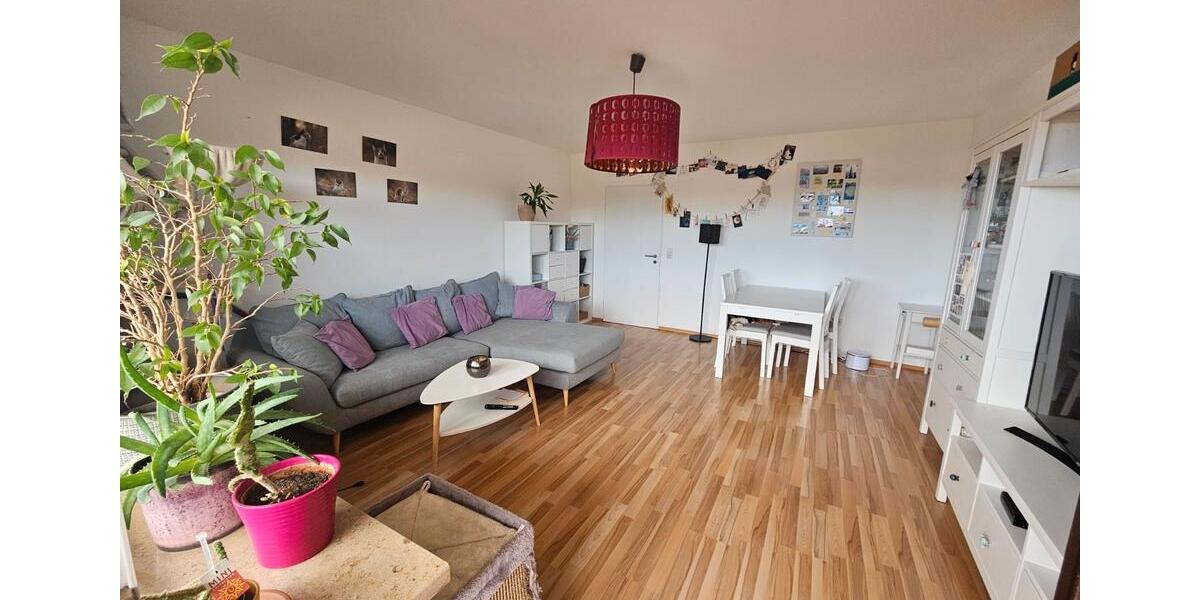 Etagenwohnung Waldbüttelbrunn - 2 Zimmer, 65 m&sup2;, 210.000&euro; | Angebot:26566899