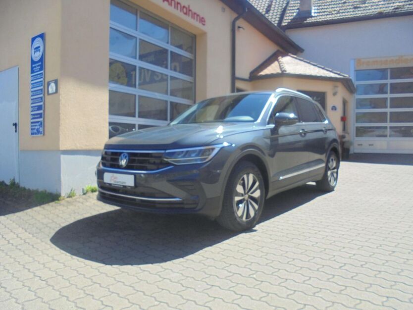 VW Tiguan 3.600 km 34.251 € Hausen 97262