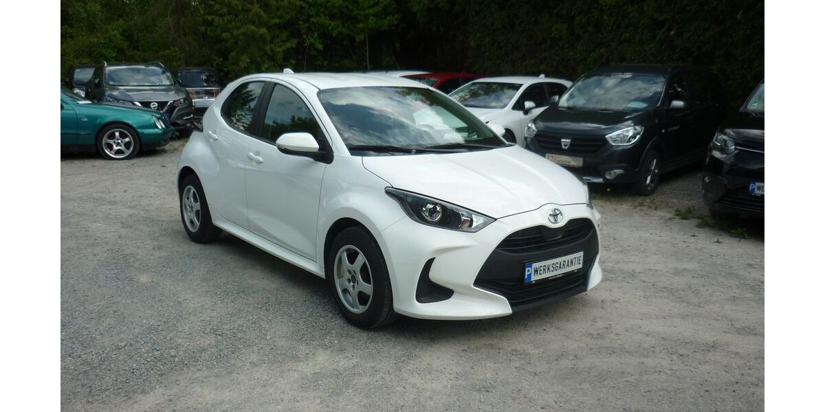 Toyota Yaris 38.667 km 13.900 &euro; Estenfeld bei Würzburg 97230