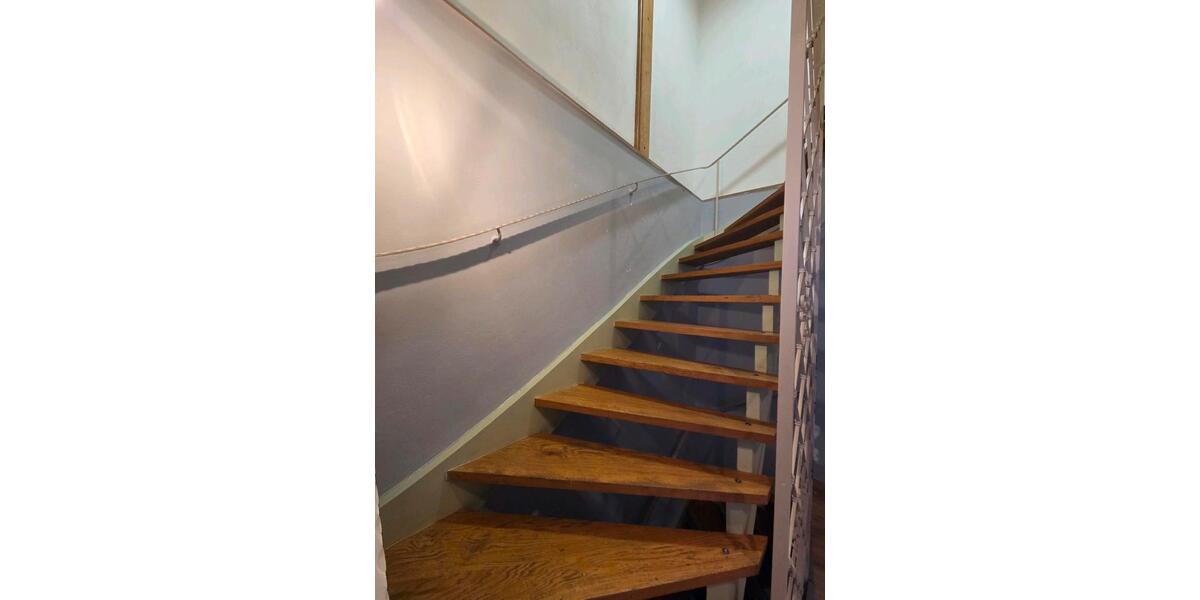 Einfamilienhaus Mainbernheim - 6.5 Zimmer, 260 m&sup2;, 1.700&euro; | Angebot:27613282