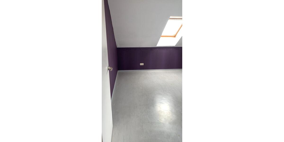 Dachgeschoßwohnung Arnstein - 3 Zimmer, 72 m&sup2;, 550&euro; | Angebot:26063242