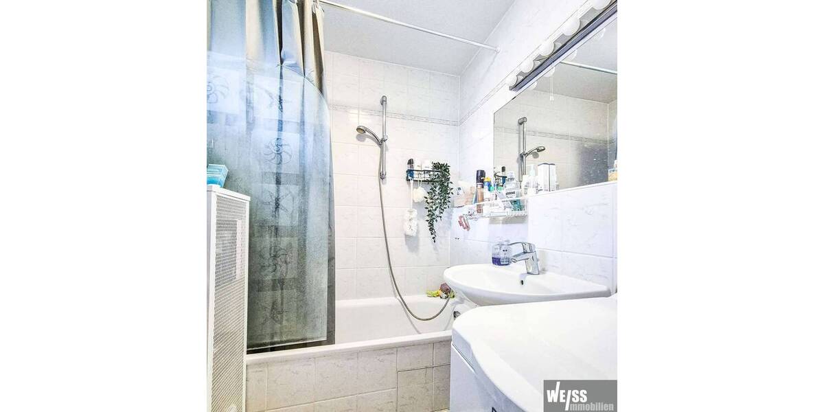 Etagenwohnung Würzburg Grombühl - 2 Zimmer, 61 m&sup2;, 222.000&euro; | Angebot:26320308