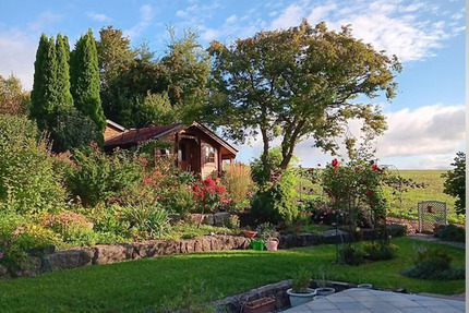 Großes, gepflegtes und freistehendes Einfamilienhaus mit Einliegerwohnung in Waigolshausen, OT 4 zimmer