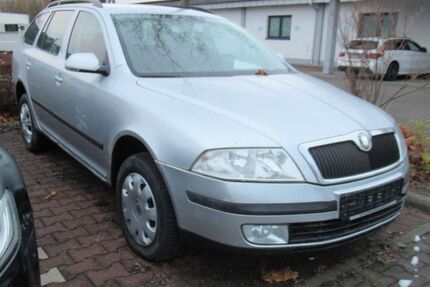 Skoda Octavia 284.000 km 2.900 &euro; Tauberbischofsheim 97941