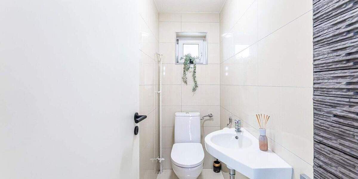 Etagenwohnung Höchberg - 4 Zimmer, 97 m&sup2;, 329.900&euro; | Angebot:25644459