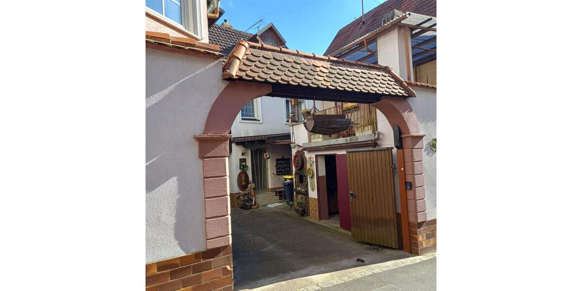 Reihenmittelhaus Thüngersheim - 5 Zimmer, 132 m&sup2;, 254.000&euro; | Angebot:25773569