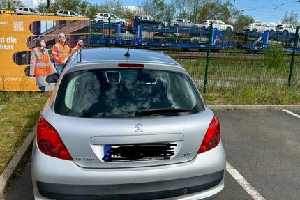 Peugeot 207 165.314 km 1.950 &euro; Rottendorf 97228