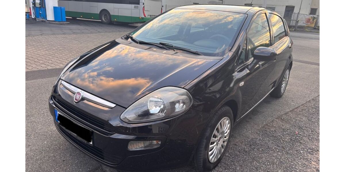 Fiat Punto 158.000 km 3.099 € Volkach 97332