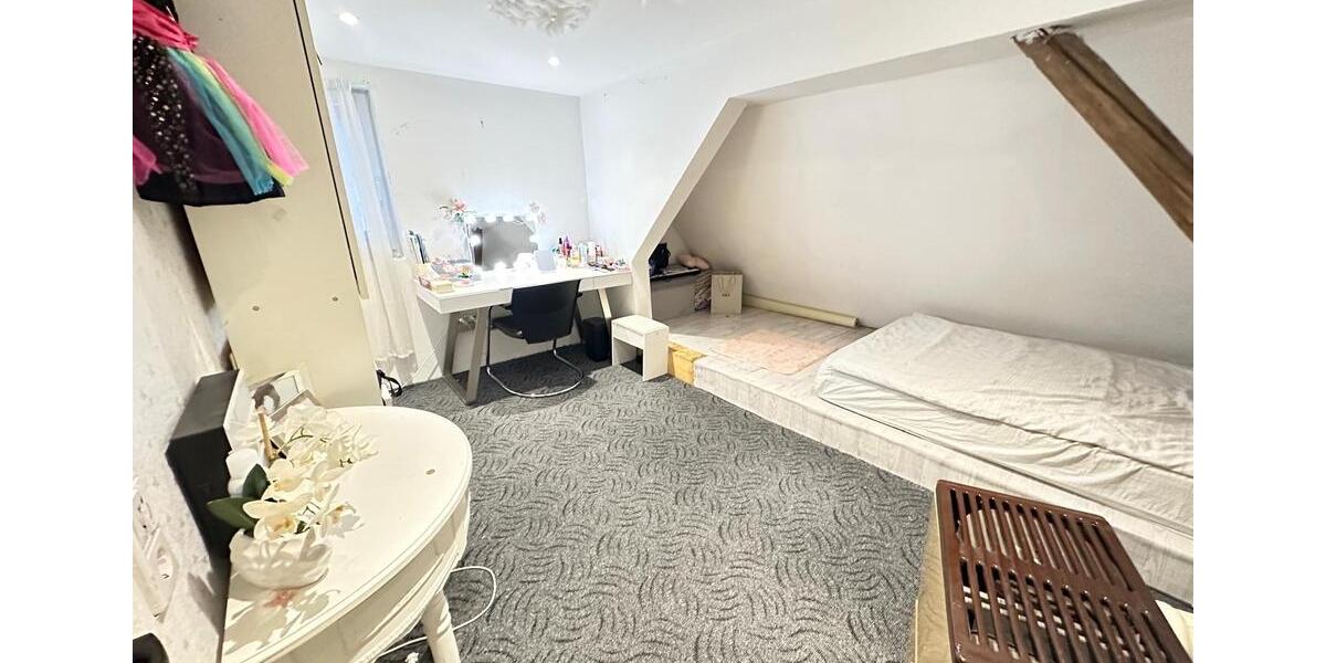 Einfamilienhaus Neubrunn - 6 Zimmer, 120 m&sup2;, 195.000&euro; | Angebot:26614656