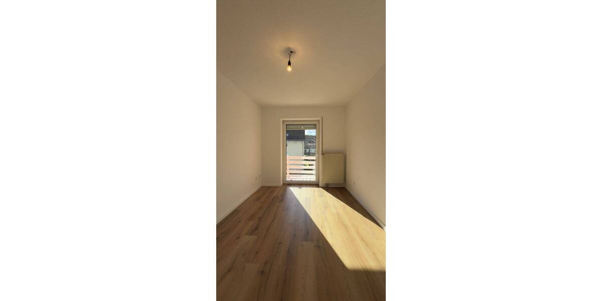 Reihenendhaus Würzburg Oberdürrbach - 6 Zimmer, 172 m&sup2;, 590.000&euro; | Angebot:25984304