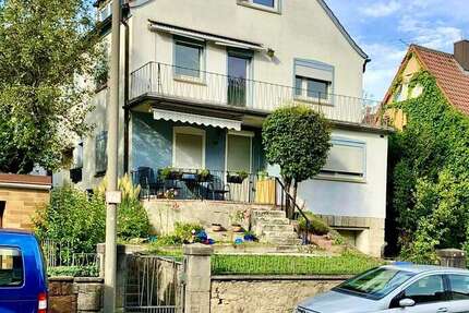 Haus Gerbrunn - 14 Zimmer, 310 m&sup2;, 690.000&euro; | Angebot:24458834