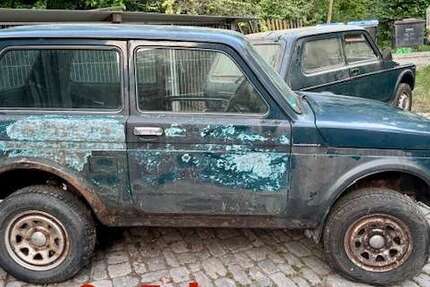 Lada Niva 75.768 km 2.600 &euro; Seinsheim, M 97342