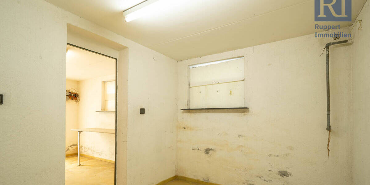 Mehrfamilienhaus, Wohnhaus Schwarzach am Main Stadtschwarzach - 7 Zimmer, 191 m&sup2;, 389.000&euro; | Angebot:21889230