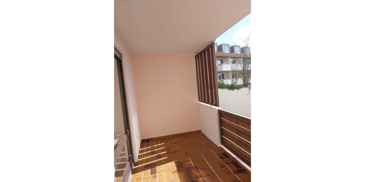 Erdgeschoßwohnung Würzburg Lengfeld - 3 Zimmer, 86 m&sup2;, 999&euro; | Angebot:26630836