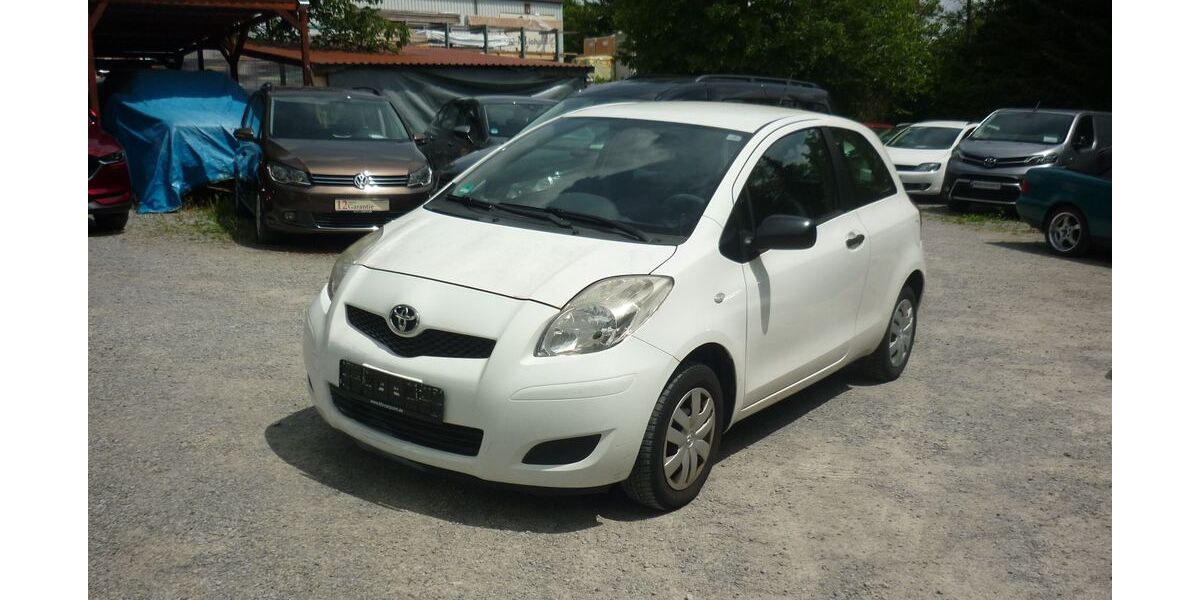Toyota Yaris 122.000 km 1.990 &euro; Estenfeld bei Würzburg 97230