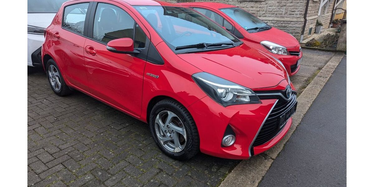 Toyota Yaris 64.100 km 10.700 € Sommerach 97334